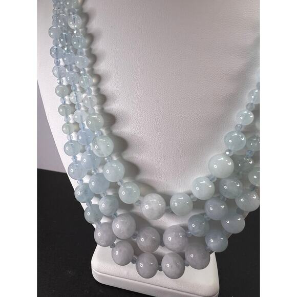 Triple strand aquamarine necklace with sterling silver lobster clasp - Picture 4 of 11